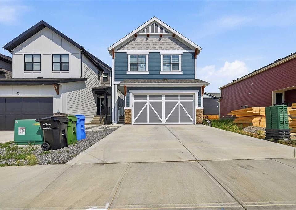 1st image of 147 W Magnolia Path SE