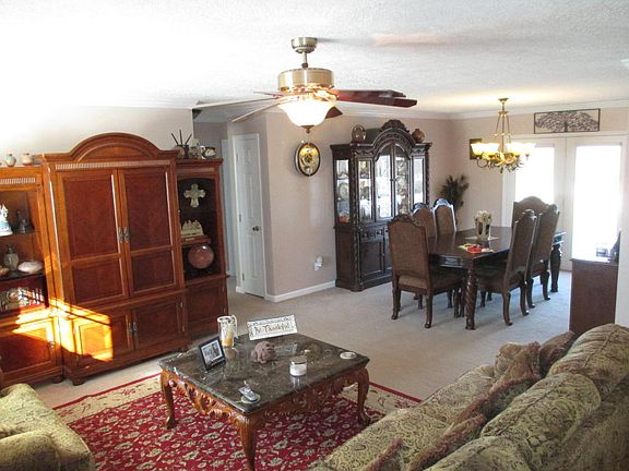 5th image of 3132 Blueberry Dr