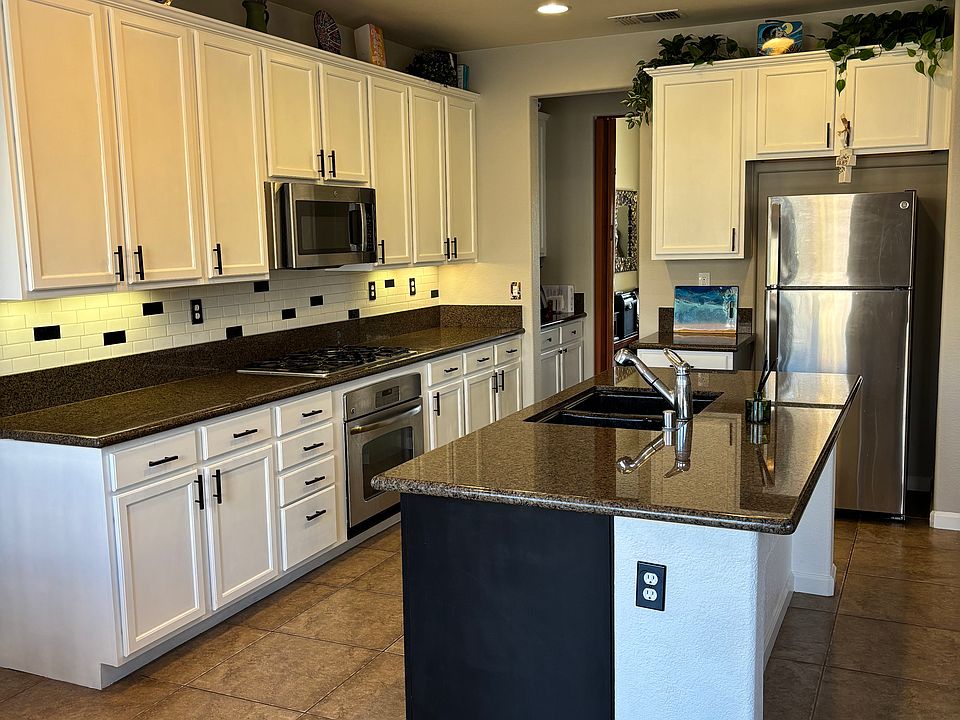 1st image of 2730 Paint Dr