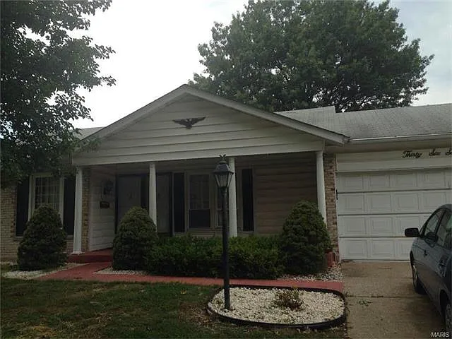 3675 Greenway Chase Dr photo 1