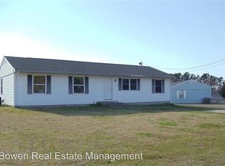 76 Crown Point Rd, Hubert, NC 28539