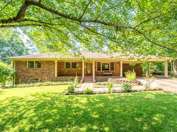 1545 Virginia Pl, Austell, GA 30168
