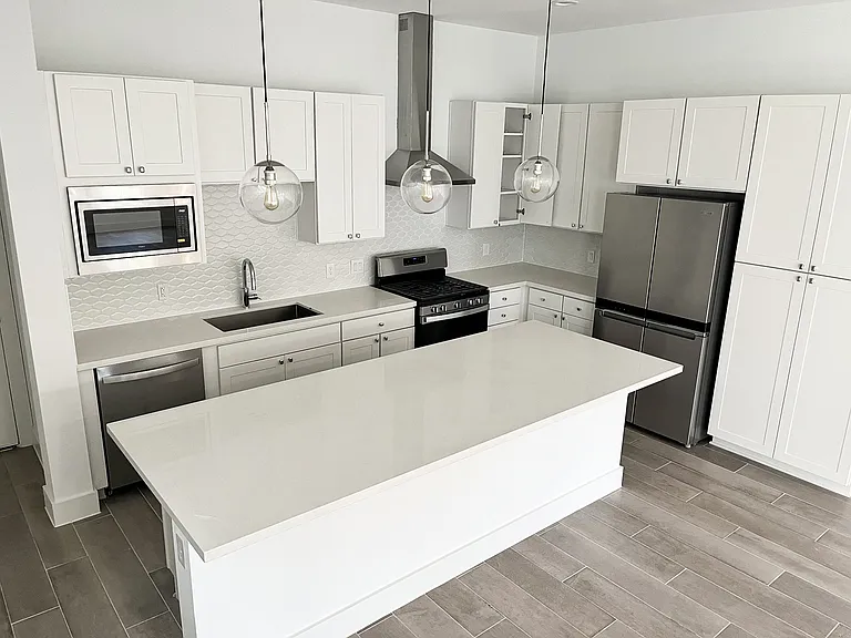 7722 Westside Villas Ln — Photo 6