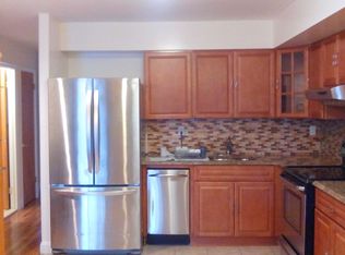 2138 43rd St #2FL, Astoria, NY 11105