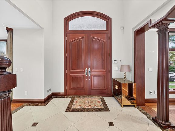 3rd image of 251-35 52nd Avenue