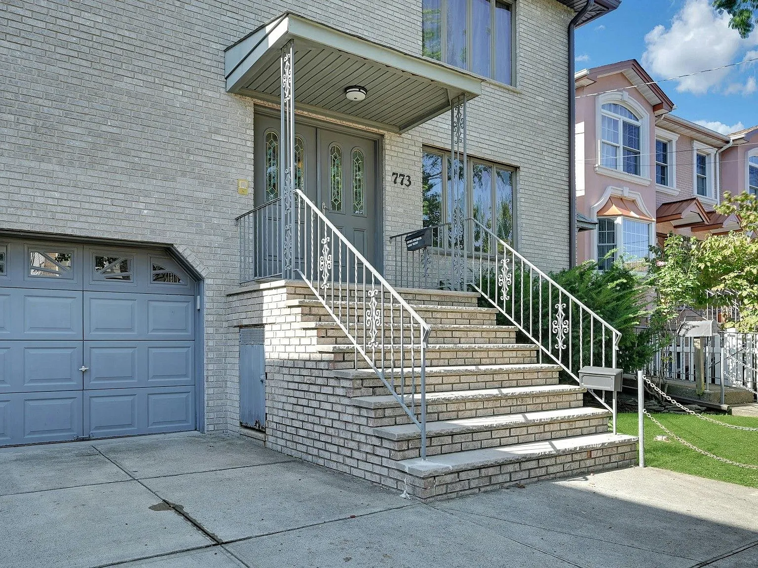 3 bed, 2.0 bath, $3,950 — Photo 2