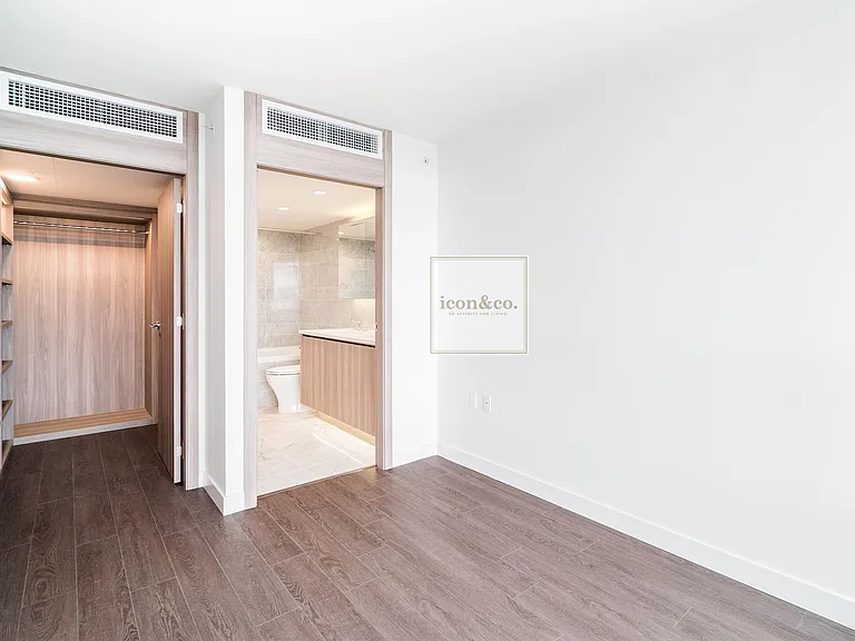455 SW Marine Dr #3 — Photo 22