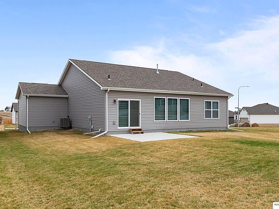 5th image of 20507 Ventana St
