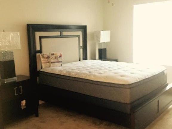 3rd image of 16102 Glenmoor Dr #16102