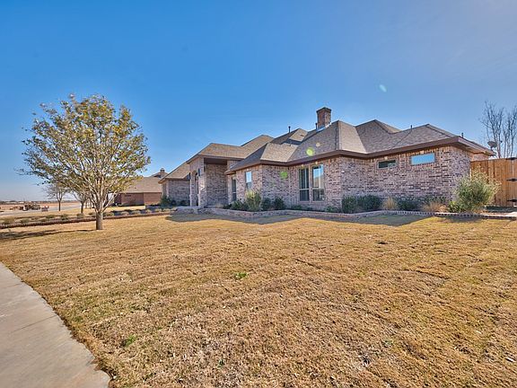 2nd image of 2504 Briaroaks Dr