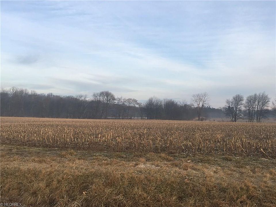2nd image of 1001 Riffel Rd