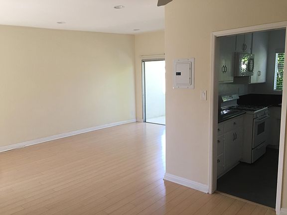 3rd image of 3410 Club Dr #26