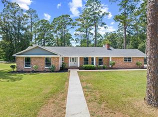 1211 N Hilltop Dr, Albany, GA 31707