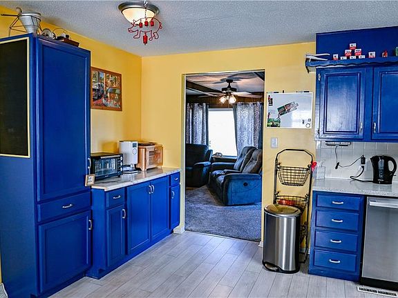 3rd image of 10808 E 51st St