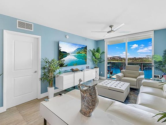 5th image of 2641 N Flamingo Road #1105N