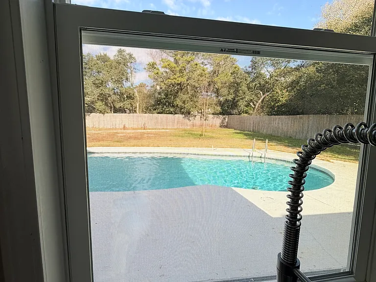 123 Seabreeze Cir — Photo 91