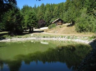 955 Rock Pit Rd, Mckinleyville, CA 95519
