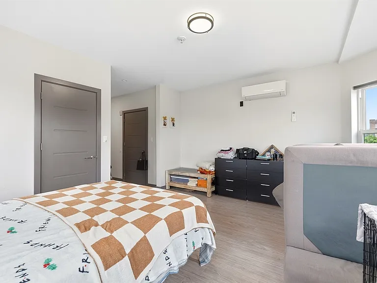 145 Newbury Ave #18 — Photo 12