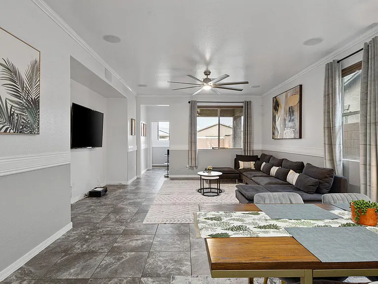 41574 W Anne Ln — Photo 10