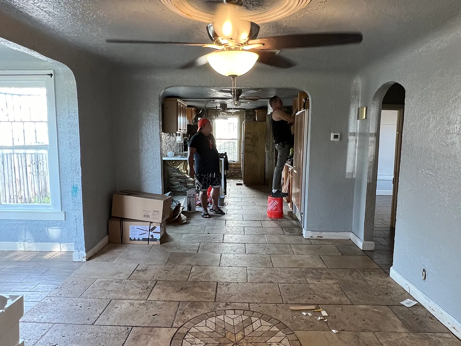 1120 Fargo St S — Photo 4