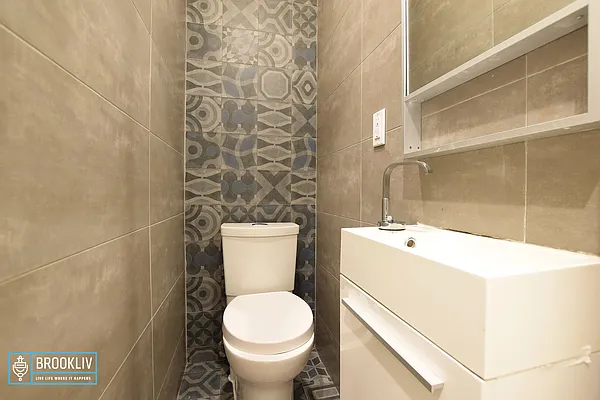 Rented by null | media 10