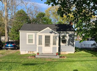 18 S Washington Ave, Centereach, NY 11720