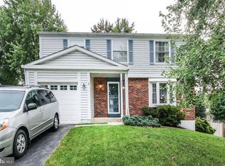 422 Sanders Ln, Gaithersburg, MD 20877