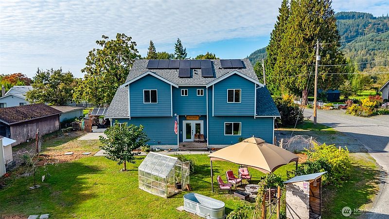 3rd image of 3696 Legg Road