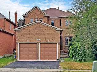 150 Larratt Ln, Richmond Hill, ON L4C0E7
