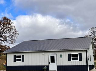 24 Boonedocks Trl, Linn, MO 65051