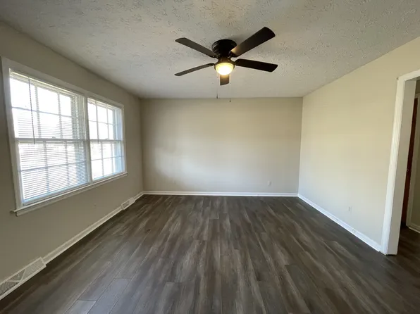 41 Salem Rd #B, Evington, VA 24550