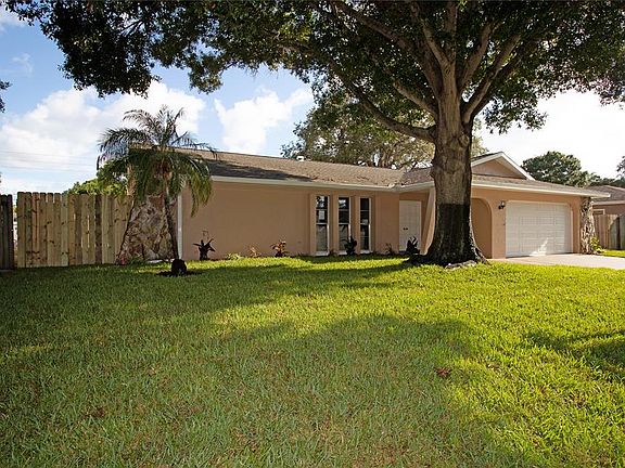 2nd image of 8609 Pinetree Dr S