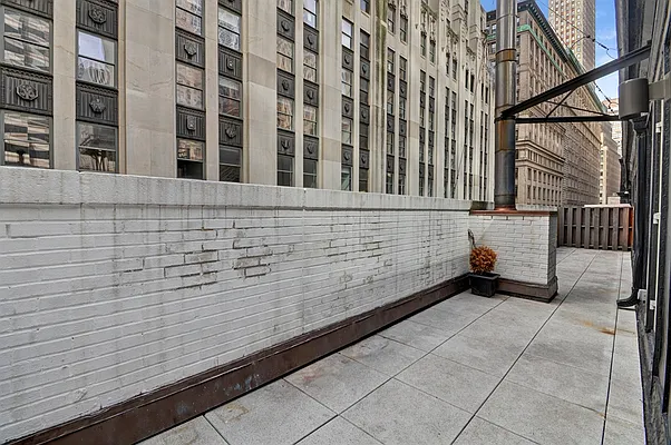 Sold by Corcoran | media 7