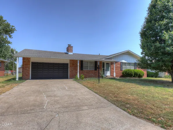 2813 Massachusetts Ave, Joplin, MO 64804