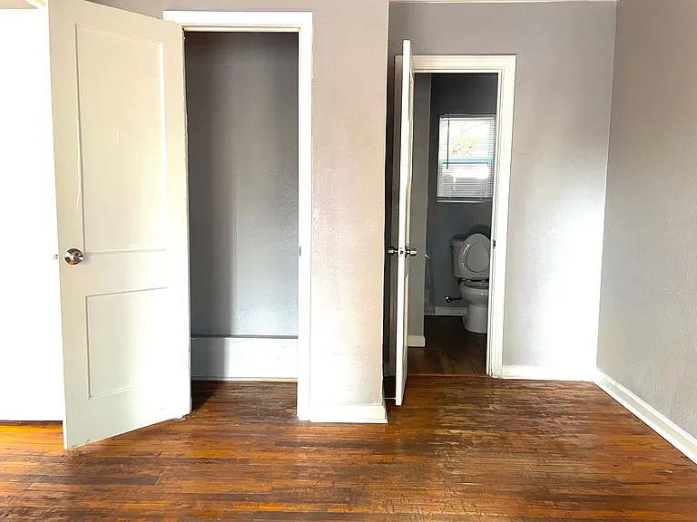 204 E 30th St #101 — Photo 6