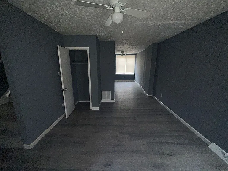 2630 W Franklin St — Photo 6