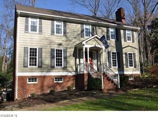 9112 Donora Dr, Henrico, VA 23229