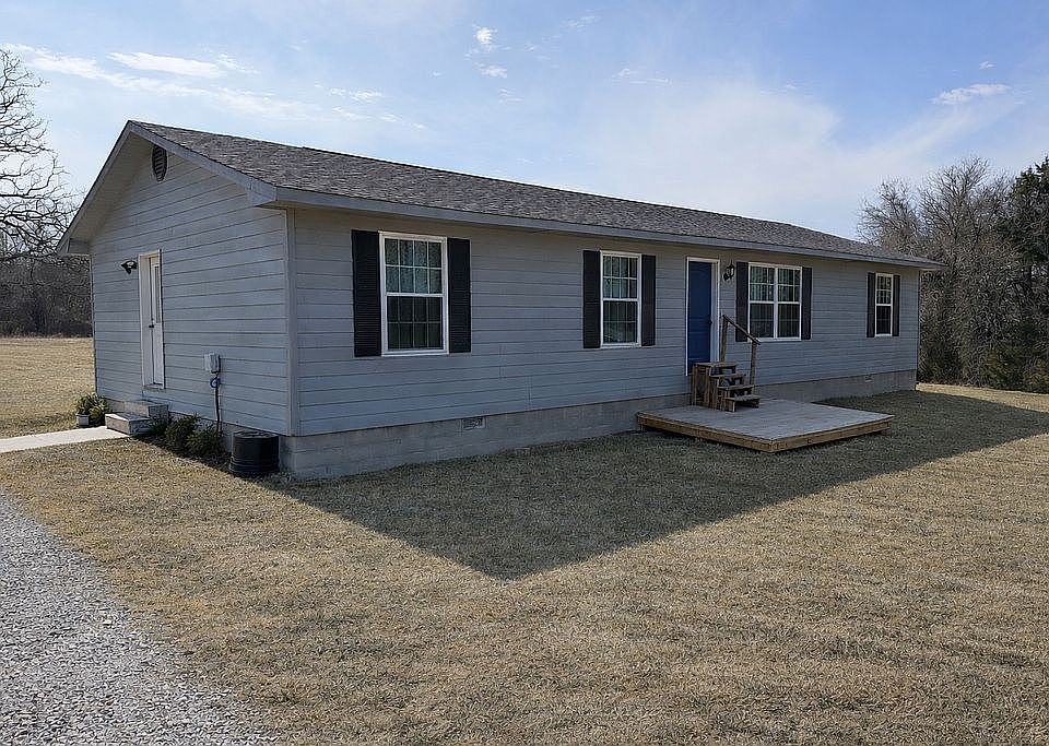 1st image of 3940 Springdale Rd