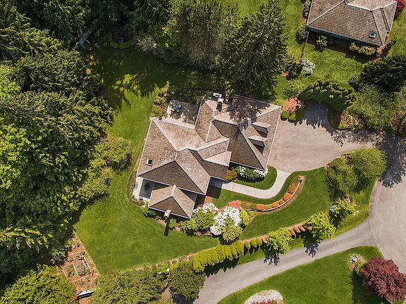 3rd image of 21415 NE 68th Ct