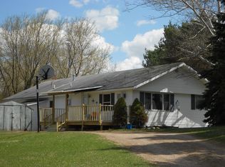 N3138 Estate Ln, Clintonville, WI 54929