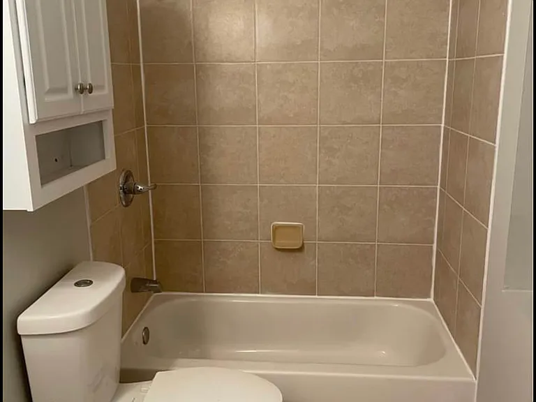2407 Brookfield Ave #4 — Photo 6