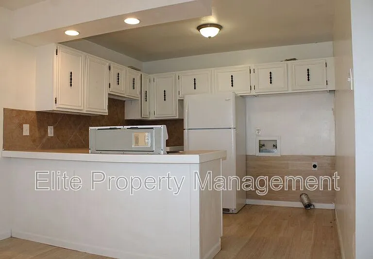 163 W Cokedale Dr #5 — Photo 5