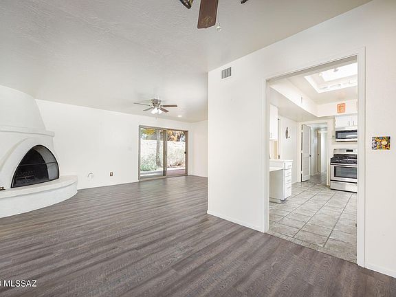 3rd image of 5018 N Pueblo Villas Dr
