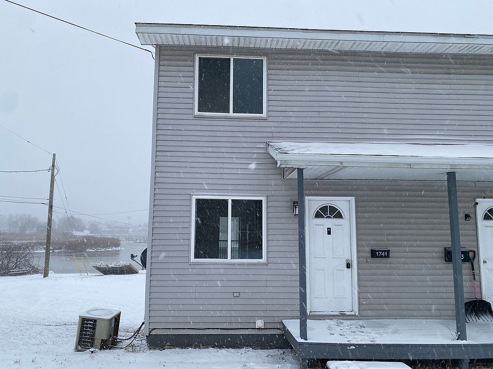 1st image of 1741 McPherson St