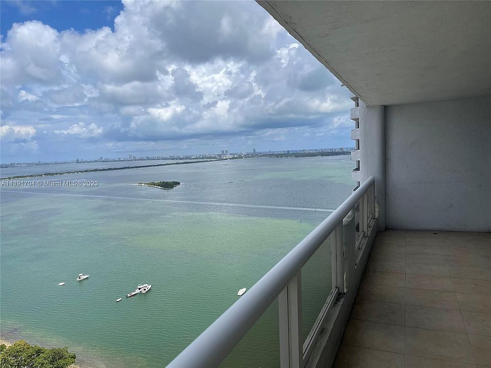 1st image of 1717 N Bayshore Dr #D-3948