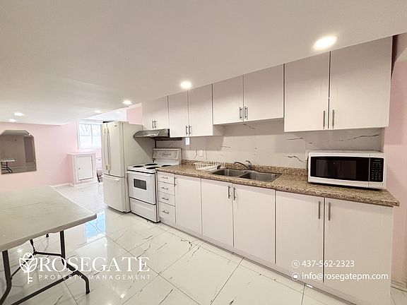 4th image of 49 College Cres #2