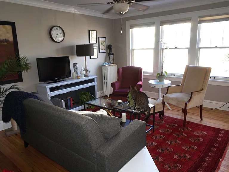 Ashland & Laurel Apartments — Photo 2