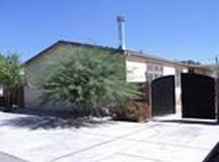 2220 Raymond Ln, Las Vegas, NV 89156
