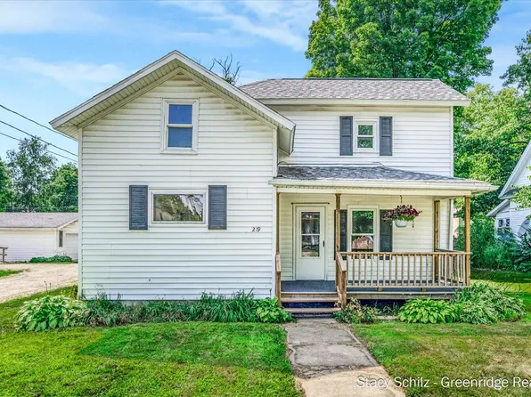 219 Phillips St, Nashville, MI 49073