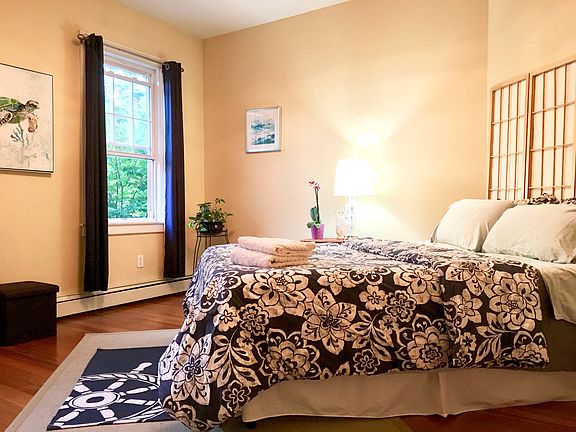 Master bedroom 13x14